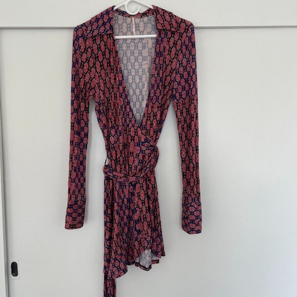 FREE PEOPLE Rhetta wrap mini dress in rusty rose/navy combo - Picture 4 of 8